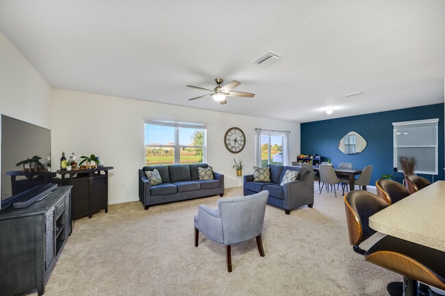 Foto del edificio - 10530 Whispering Hammock Dr