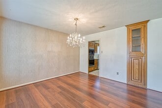 Building Photo - 2438 Hodges Bend Cir