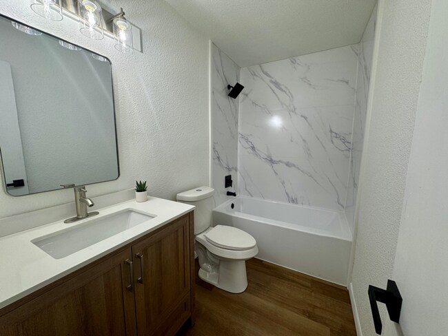 Foto del edificio - 629 Melrose St