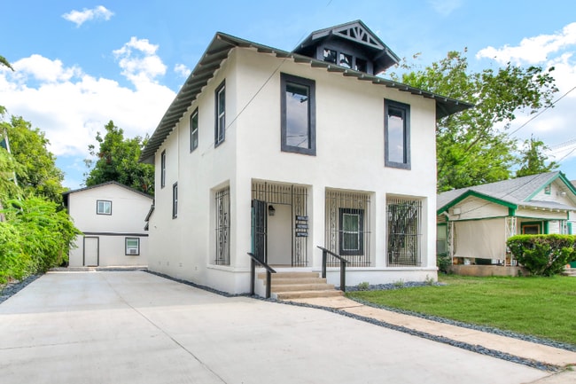 Photo - 438 Pruitt Ave Apartment