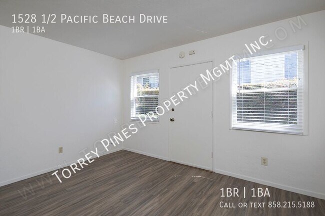 Foto del edificio - 1528 1/2 Pacific Beach Drive-