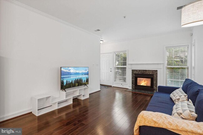 Building Photo - 4688 Lawton Way