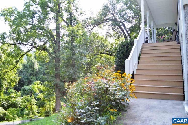 Foto del edificio - 972 Greene Acres Rd S