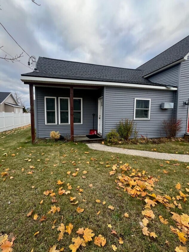 Foto del edificio - 506 N Center Ave