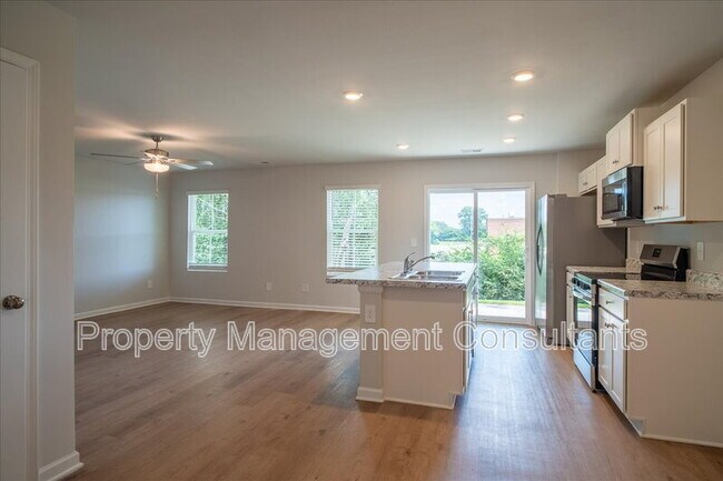 Foto del edificio - 4151 Hudson Ct SW