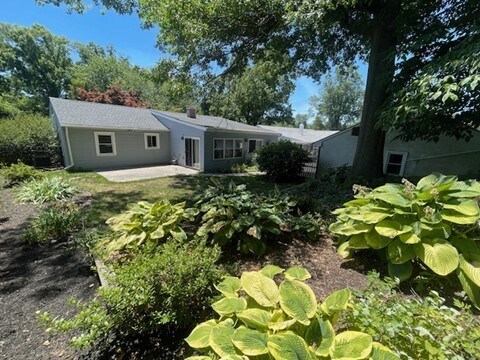 Foto del edificio - 515 Quigley Ave