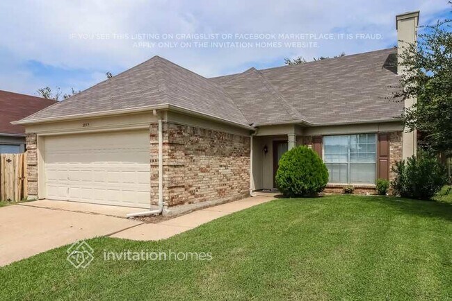 Building Photo - 3805 Waxwing Cir S