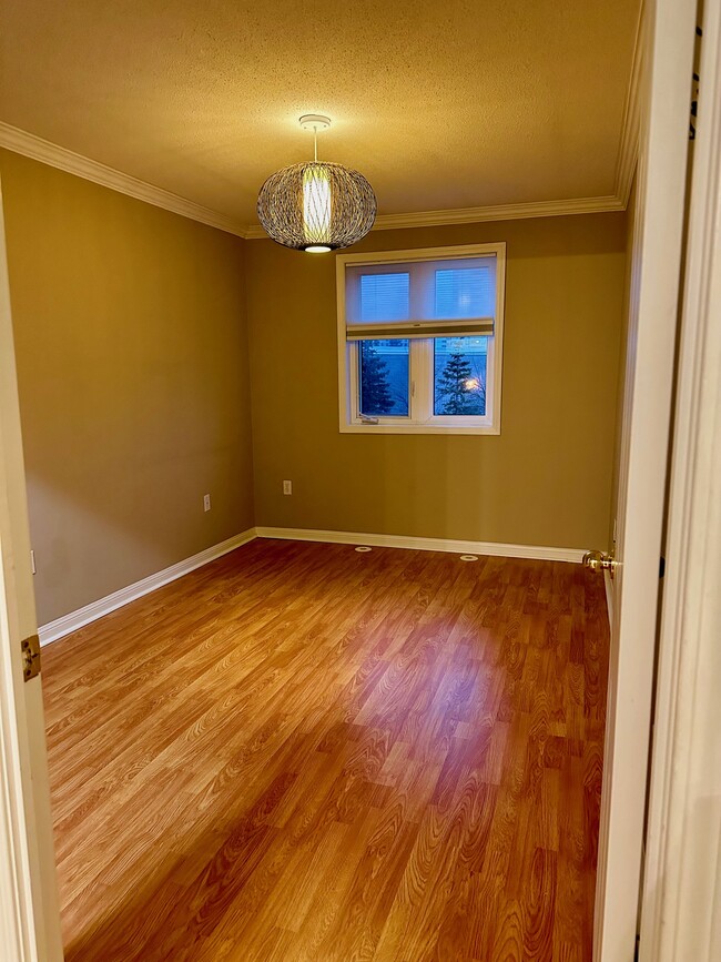 Building Photo - 4620 Guildwood Way