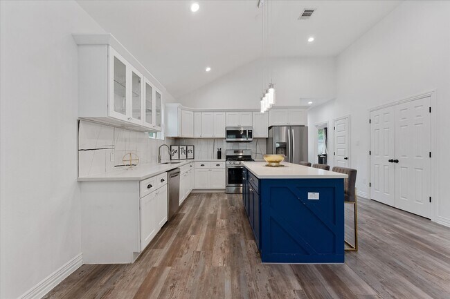 Foto del edificio - 4547 Newberry St