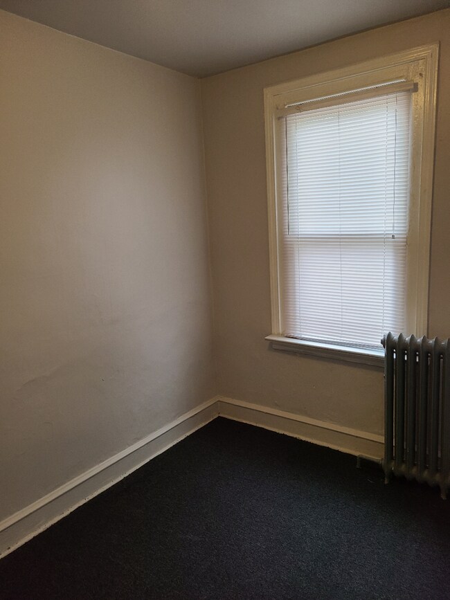 3rd Bedroom - 4145 Paul St
