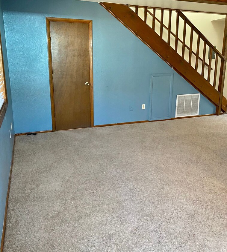 Building Photo - 975 Wilson Ave