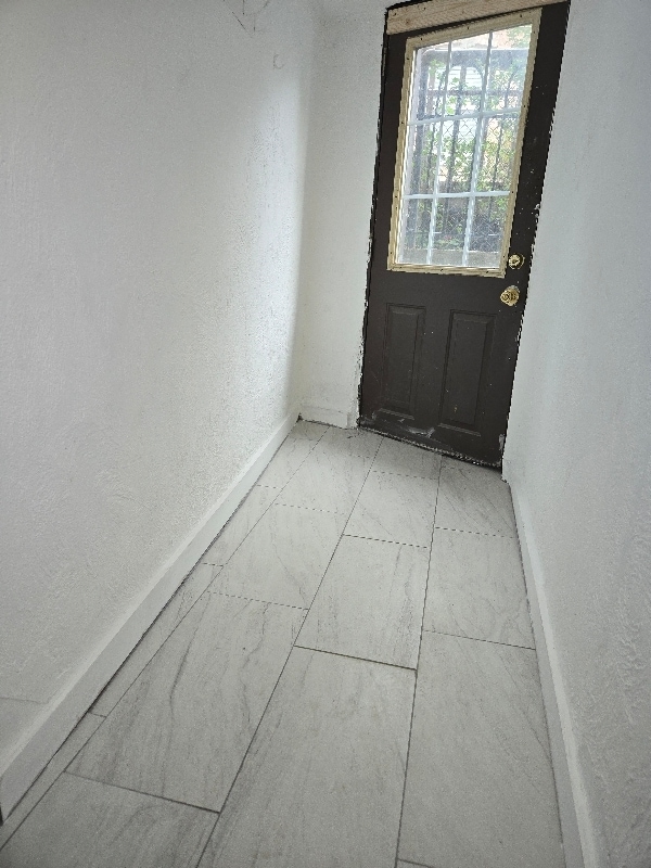 Building Photo - 5746 W 64th Pl