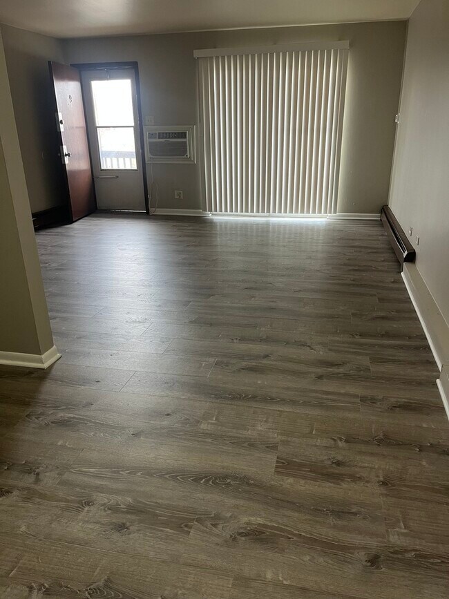 Foto del edificio - 8701 84th Ct