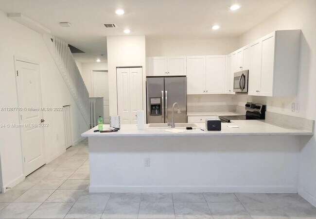 Building Photo - 11232 SW 249th St