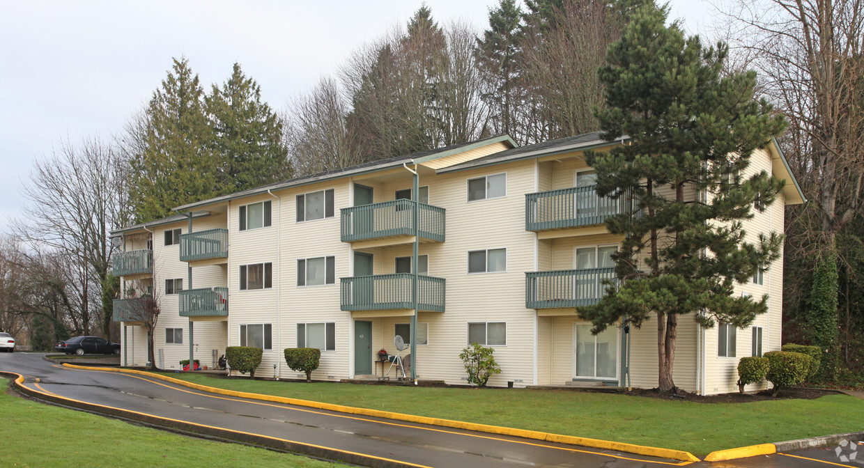 Primary Photo - Hampton Heights Apartments