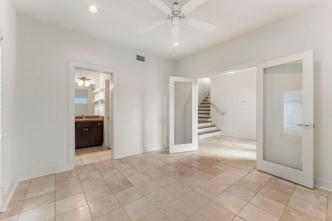 Building Photo - 1616 Edwards St