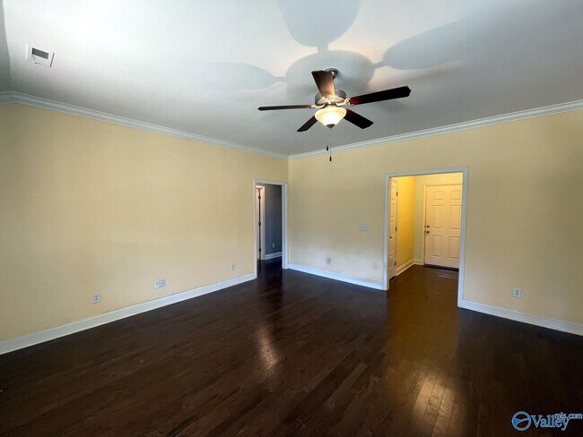 Building Photo - 106 Summerset Ln