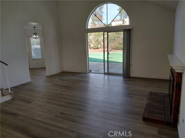 Foto del edificio - 902 Chaparral Dr