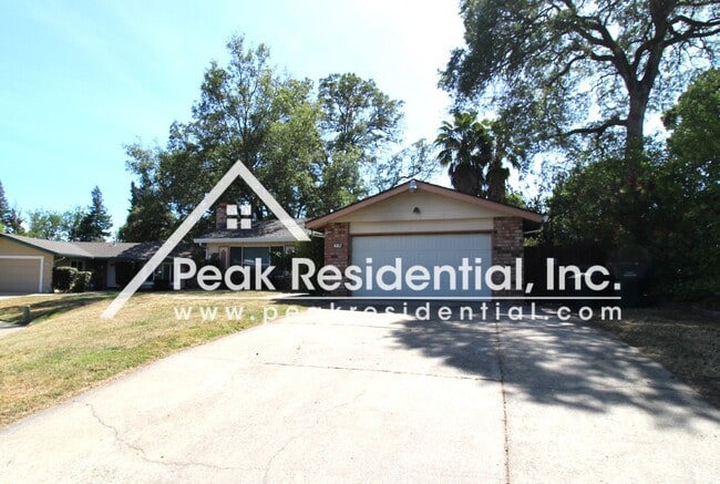 Building Photo - Very Nice Orangevale 3bd/2ba Home with 2 C...