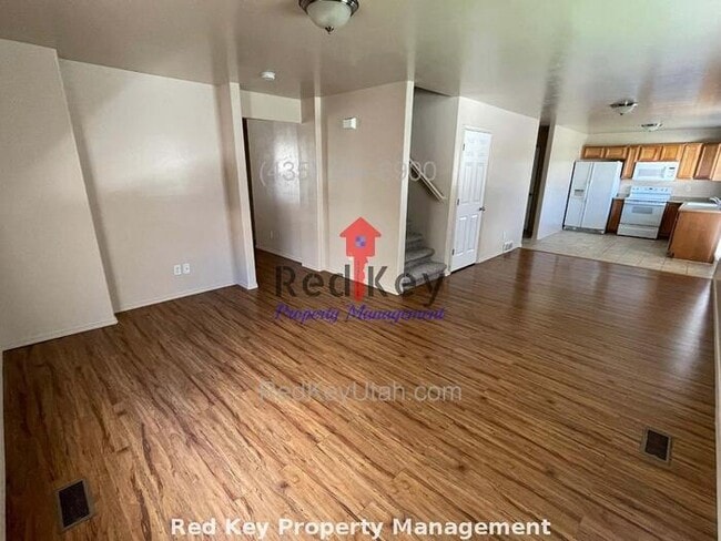 Building Photo - 80 E Single Family Home