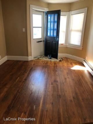 Building Photo - 3 br, 1 bath House - 32 Home Street