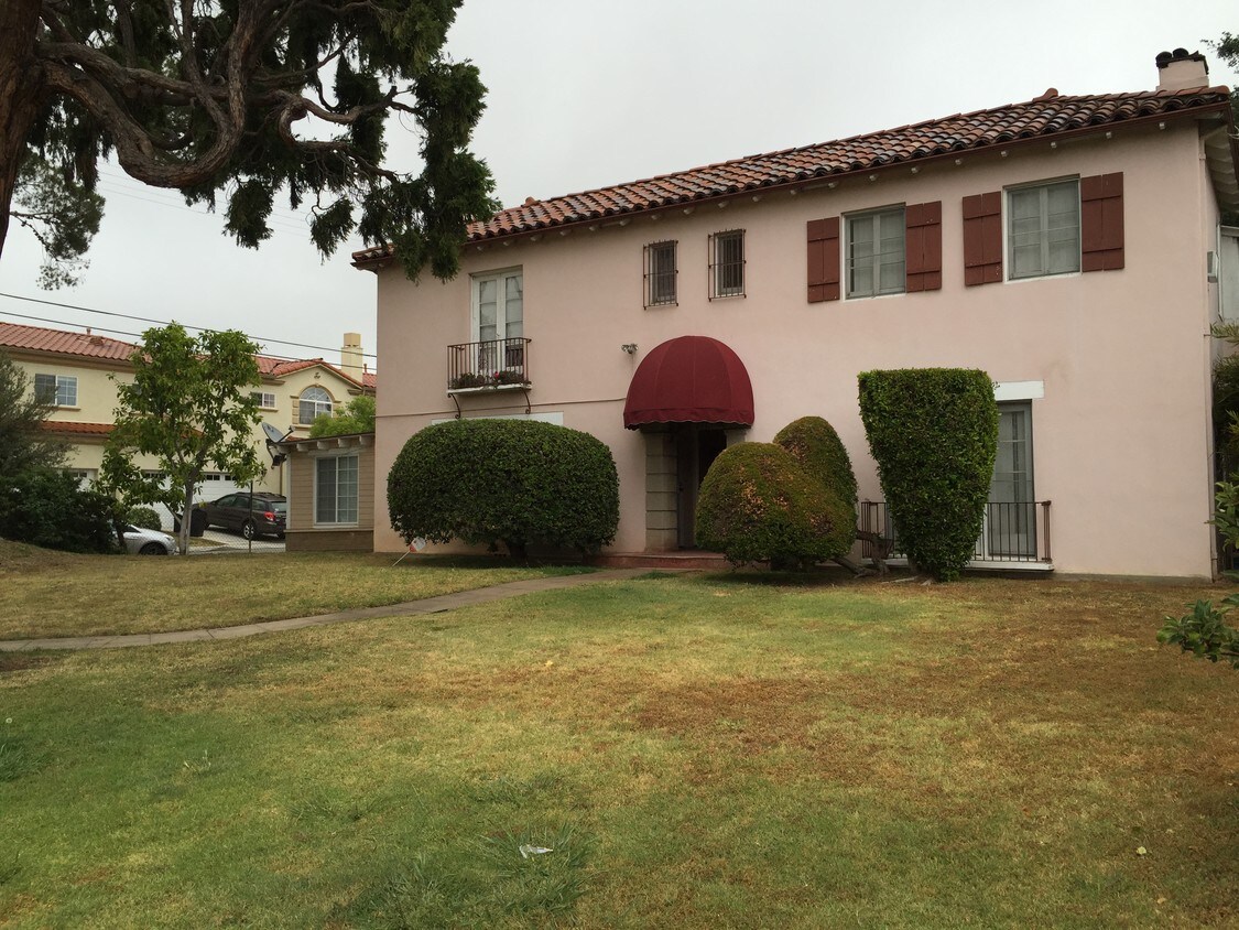 Primary Photo - 1171 Huntington Dr