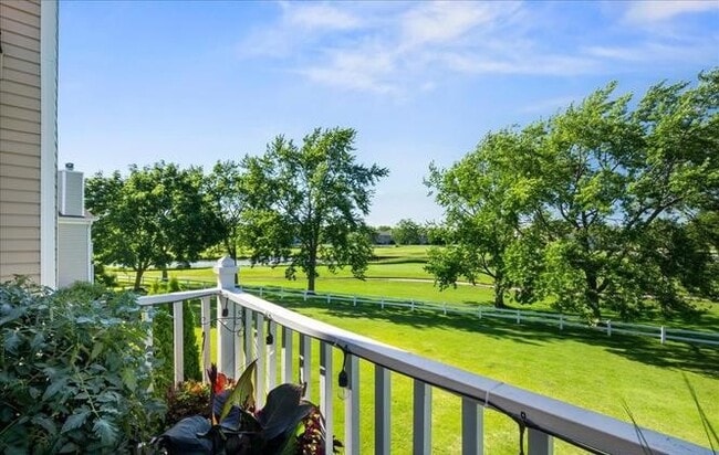 Building Photo - 1796 Vermont Dr