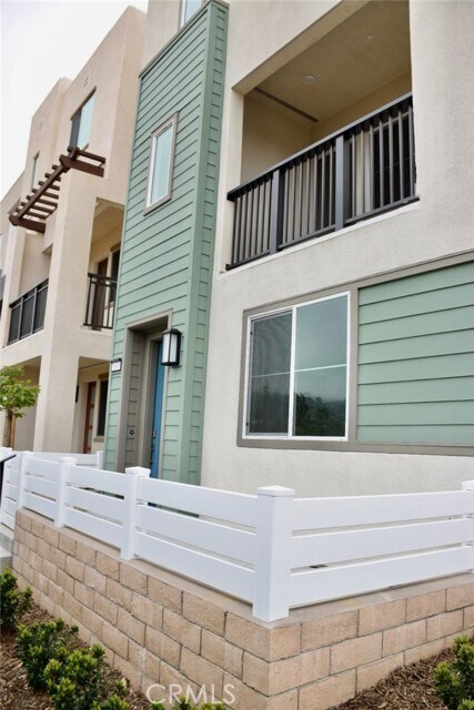 Foto del edificio - 1630 Saratoga Ln