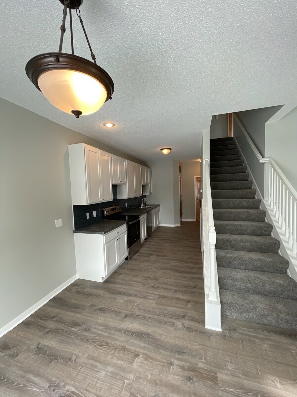 94 Bridgewater Trail, Hudson, WI 54016 Townhome Rentals in Hudson WI