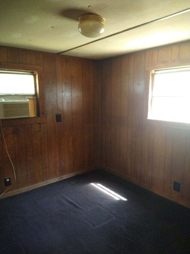 Primary Photo - 2 bedroom 1 bath mobile home