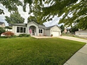 Building Photo - 1172 Wild Tree Cir