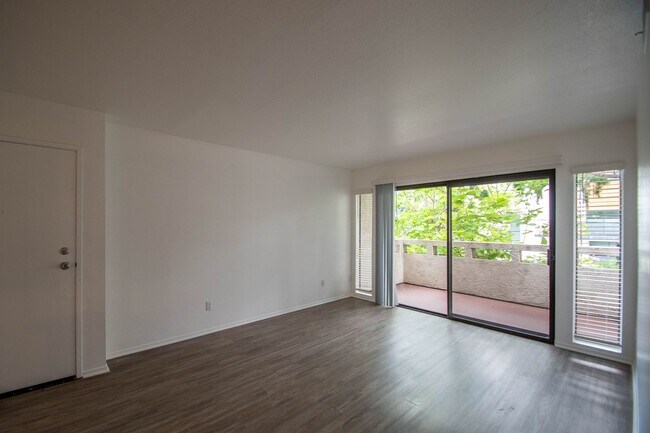 Foto del edificio - 10836 Kling St