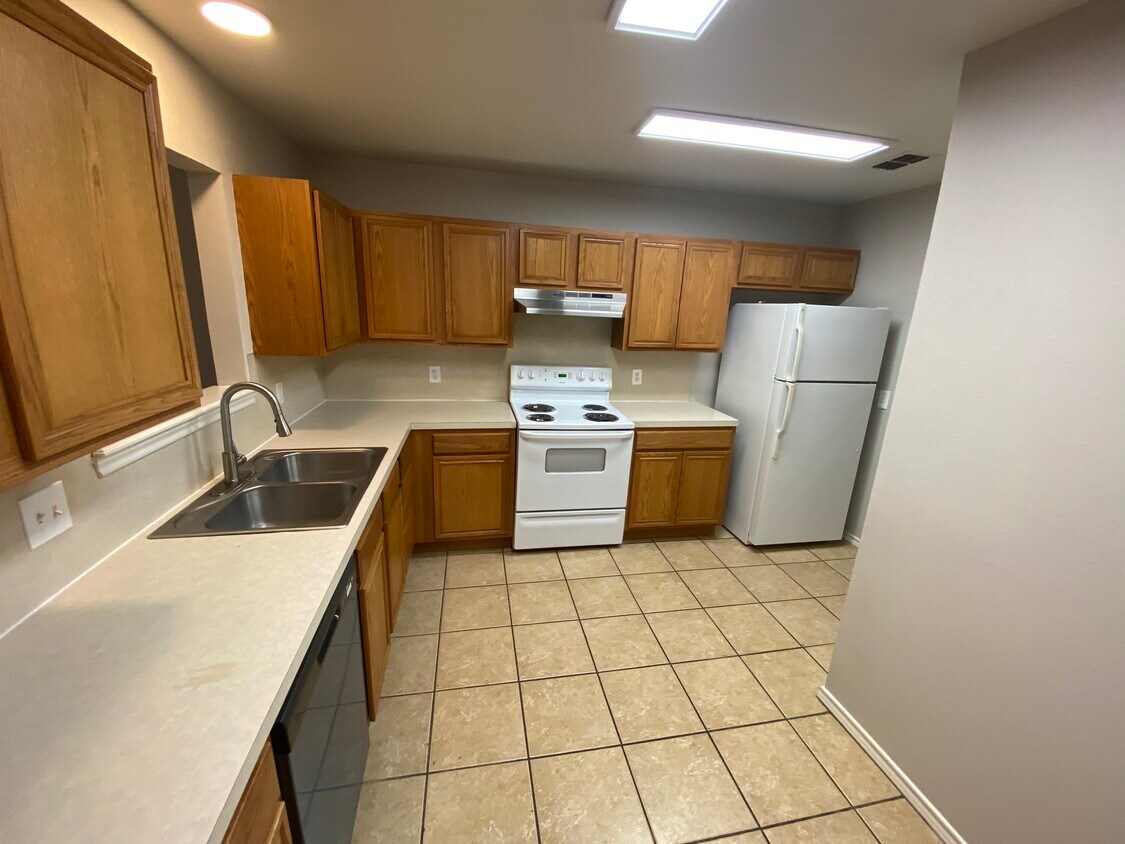 Foto principal - 533 N Chicago Ave