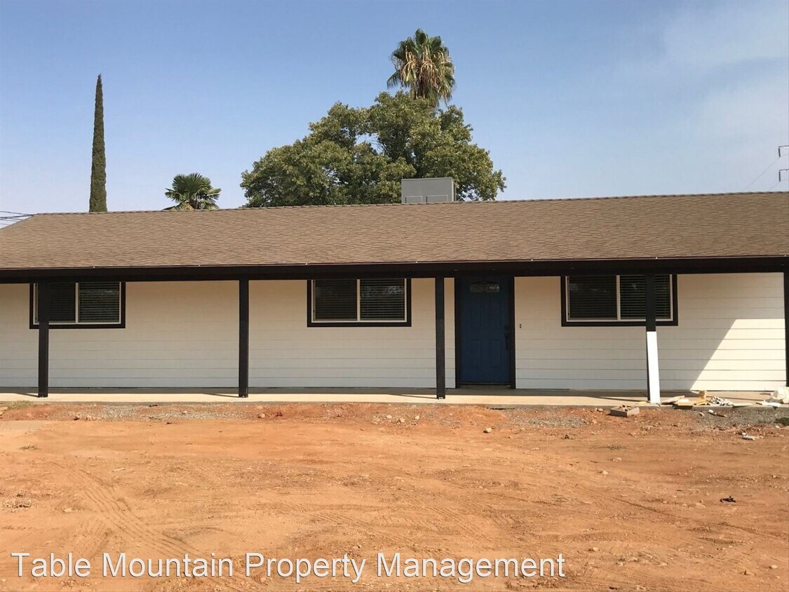 Primary Photo - 4 br, 2 bath House - 5395 Crest Ridge Dr