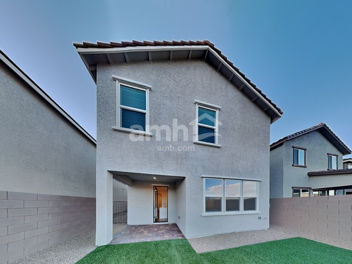 Foto del edificio - 7285 Arroyo Crossing Pkwy