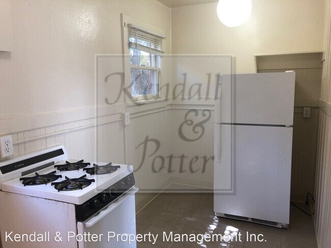 Foto del edificio - 206 Hollister Ave