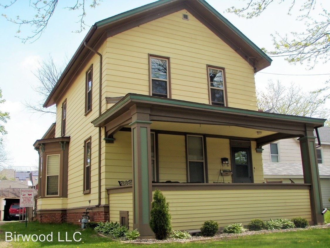 Primary Photo - 309 N Franklin St