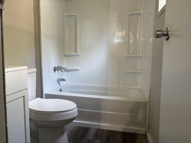 Foto del edificio - 3106 Orchard Dr