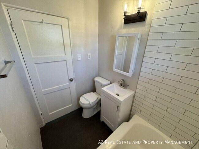 Foto del edificio - 1036 N 16th St