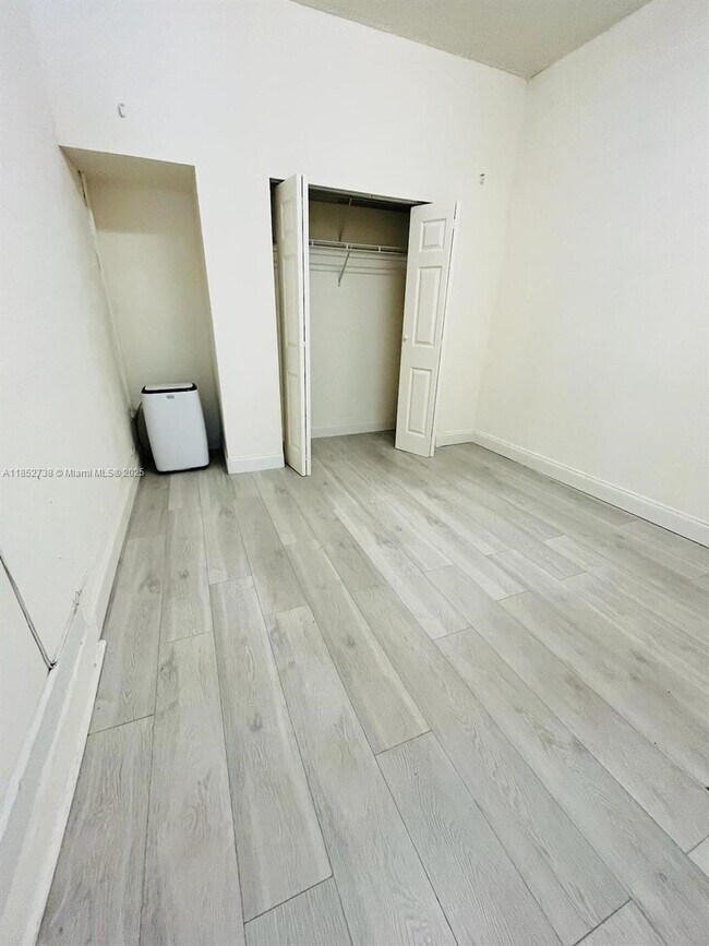 Foto del edificio - 159 SE 33rd Terrace