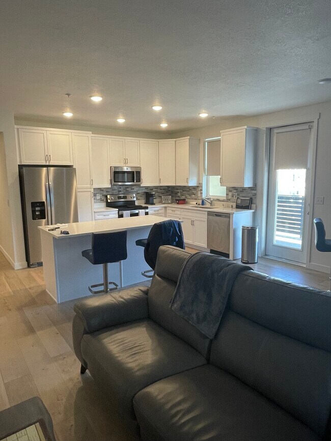 Foto del edificio - 761 W Blue Magic Ln