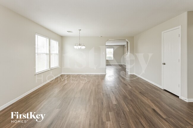 Foto del edificio - 1935 Poco Dr