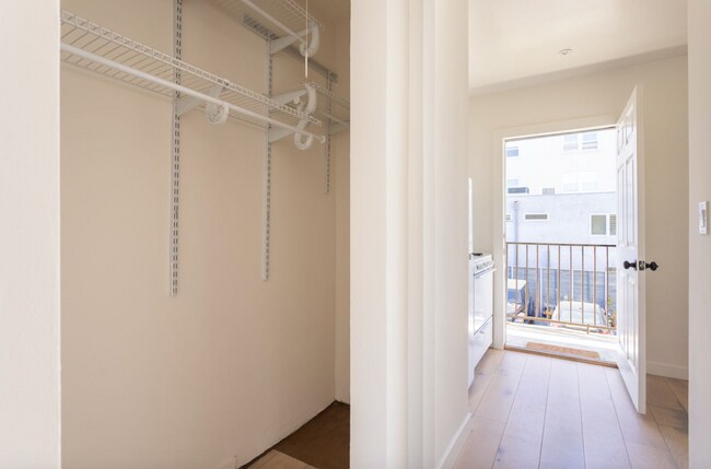 Foto del edificio - 1313 Ocean Front Walk