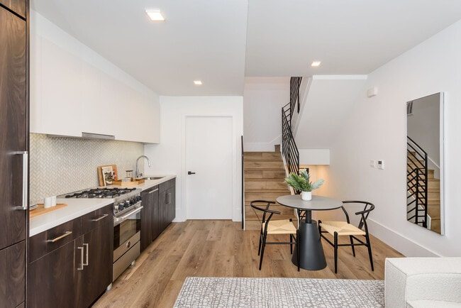 Foto del edificio - 1288 Howard St