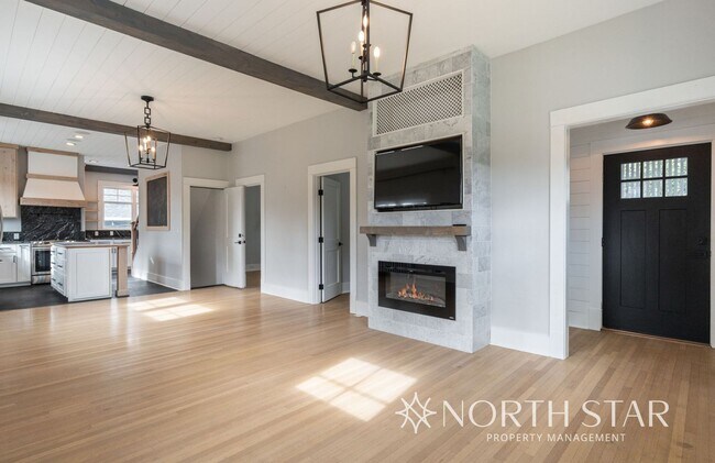 Foto del edificio - Remodeled Sellwood Bungalow