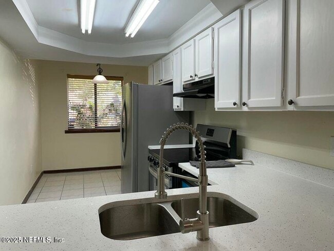 Foto del edificio - 4329 Pathwood Way