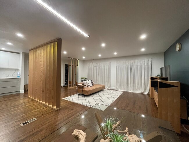 Foto del edificio - 3662 Farm Hill Blvd