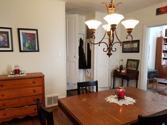 Dining Room - 630 Pine St
