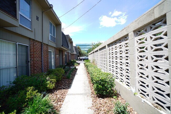 Foto del edificio - 1700 SW 16th Ct