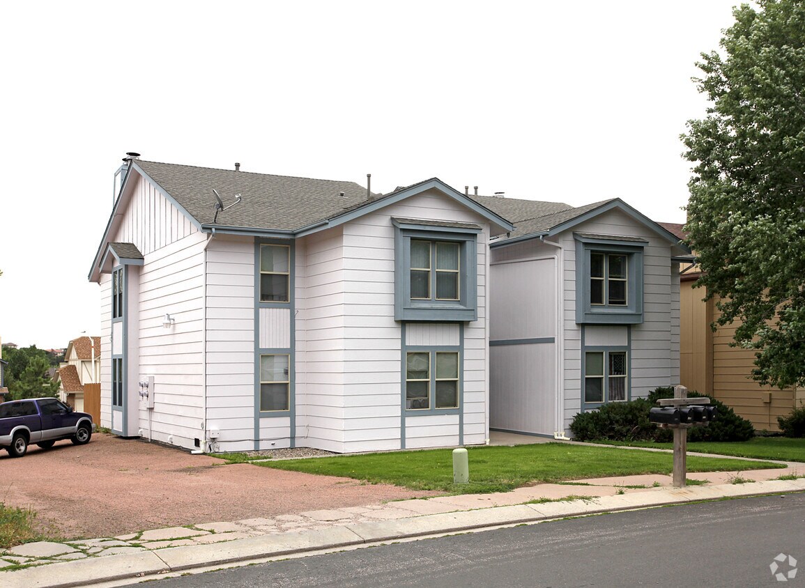 22452251 Split Rock Dr, Colorado Springs, CO 80919 Apartments in